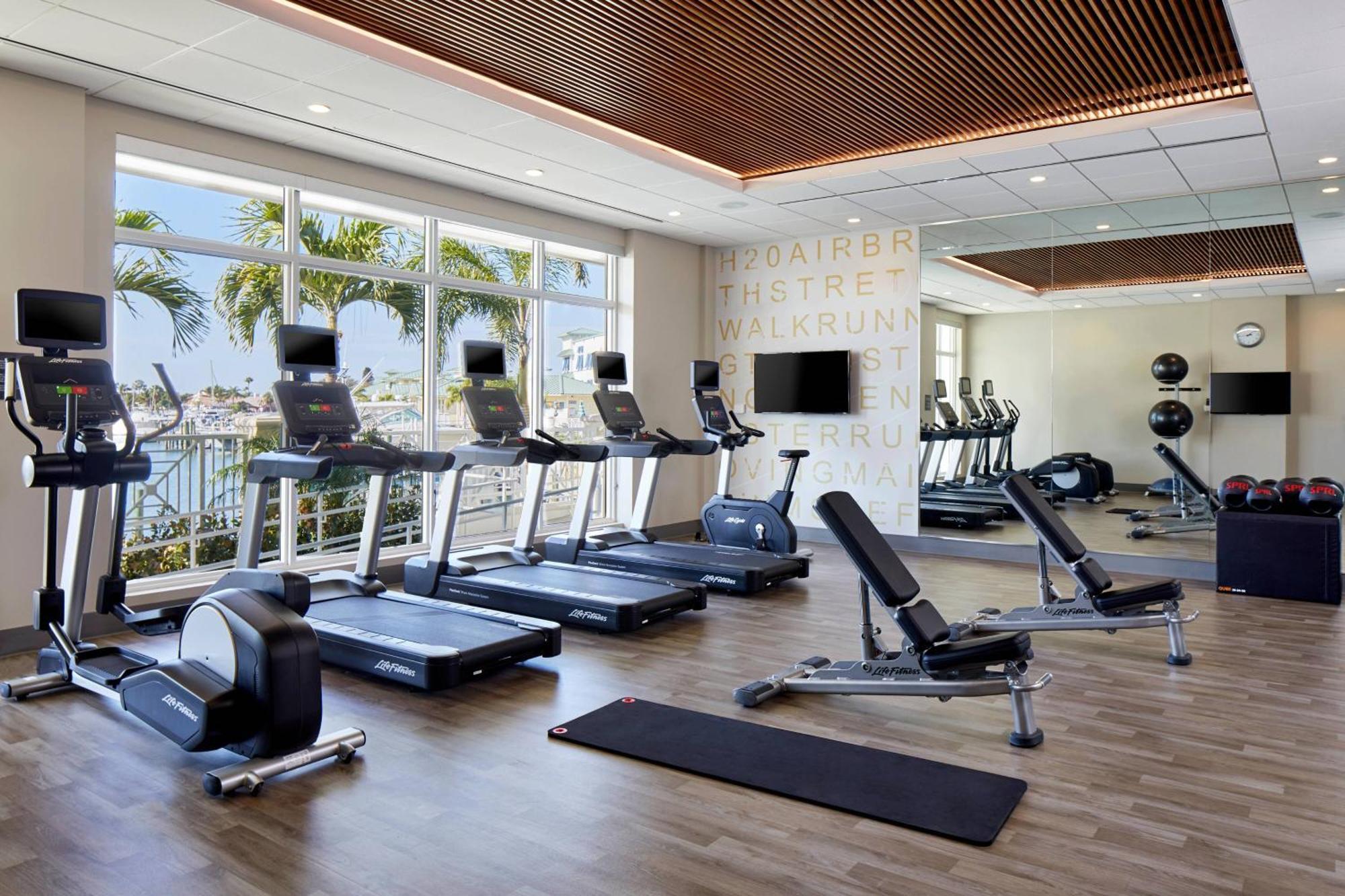 Residence Inn St. Petersburg Tierra Verde מראה חיצוני תמונה